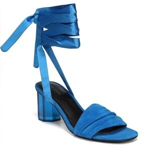 Via Spiga NWOB Nova Ankle Wrap Block Heel Sandal In Azure Blue Suede Size 8